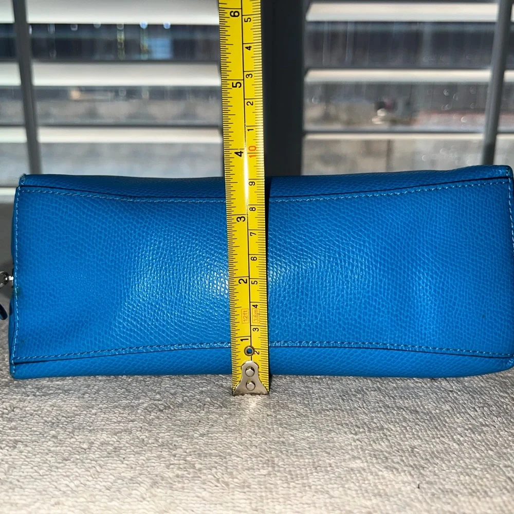Coach Cosmetic Case 22 - A1680-F53387 - Picture 4 of 11